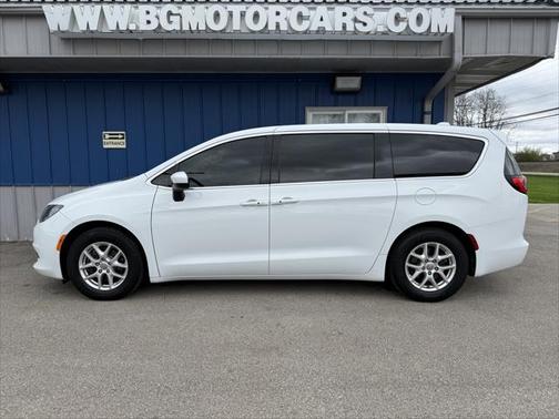 2017 Chrysler Pacifica Touring