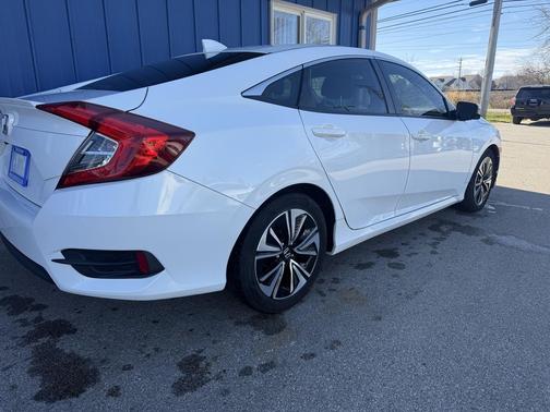 2018 Honda Civic EX-L