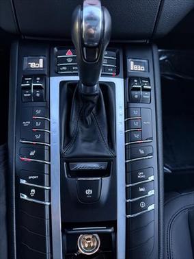 2017 Porsche Macan Base