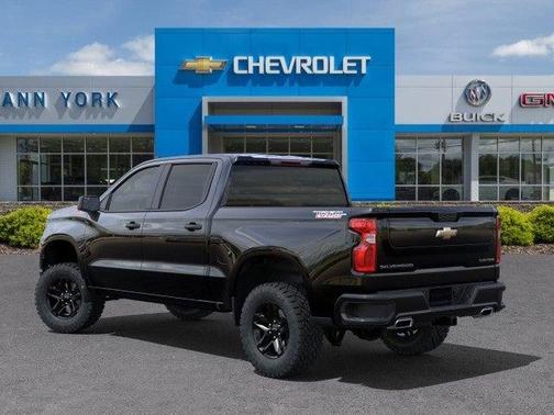 2025 Chevrolet Silverado 1500 Custom Trail Boss