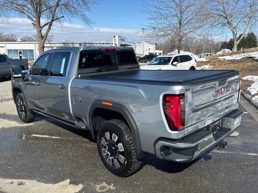 2024 GMC Sierra 2500 Denali