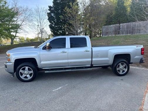 Silver Ice Metallic 2019 Chevrolet Silverado 2500 LTZ