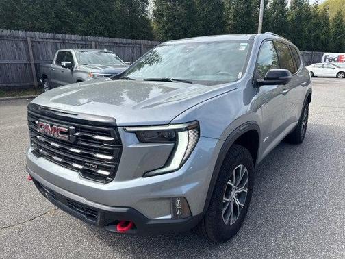 2024 GMC Acadia AWD AT4