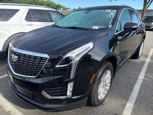Stellar Black Metallic 2024 Cadillac XT5 Luxury