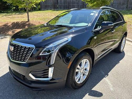 Stellar Black Metallic 2024 Cadillac XT5 Luxury