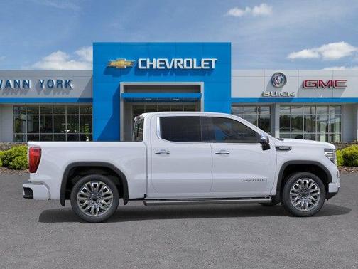 Glacier White Tricoat 2026 GMC Sierra 1500 Denali Ultimate