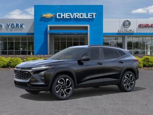 Mosaic Black Metallic 2026 Chevrolet Trax FWD 2RS