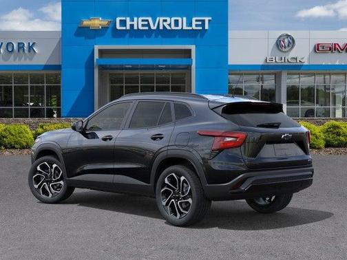 Mosaic Black Metallic 2026 Chevrolet Trax FWD 2RS