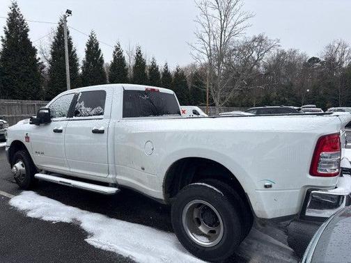 2024 RAM 3500 Big Horn Crew Cab 4x4 8' Box