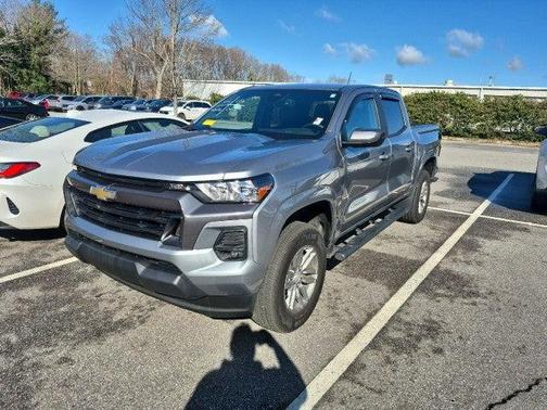 2024 Chevrolet Colorado LT