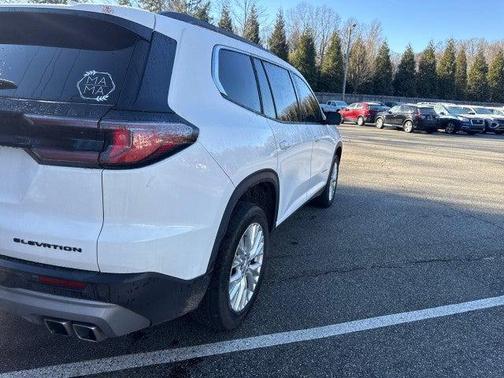 2024 GMC Acadia FWD Elevation