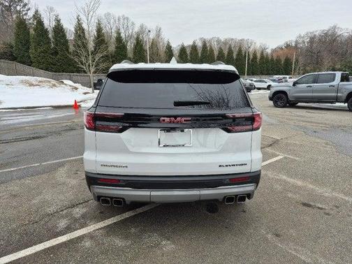 2024 GMC Acadia FWD Elevation