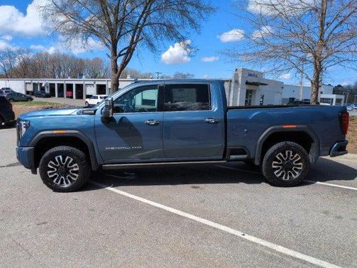 2025 GMC Sierra 2500 Denali Ultimate
