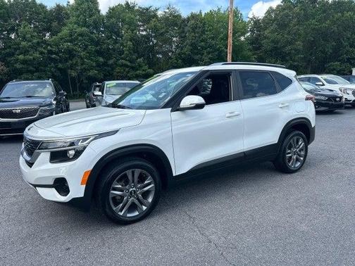 2021 Kia Seltos S