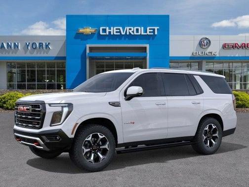 2025 GMC Yukon 4WD AT4