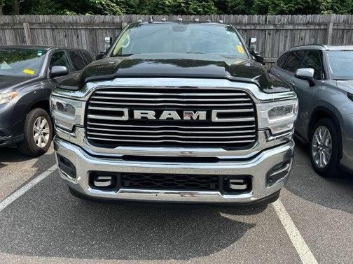 2021 RAM 3500 Laramie Crew Cab 4x4 8' Box