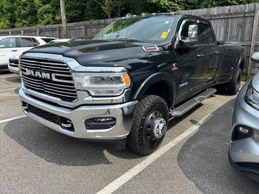 2021 RAM 3500 Laramie Crew Cab 4x4 8' Box