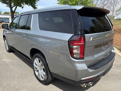2024 Chevrolet Suburban 4WD High Country