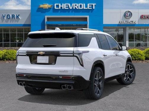 Polar White Tricoat 2026 Chevrolet Traverse High Country