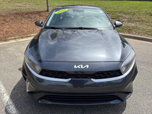 Gravity Gray 2022 Kia Forte LXS