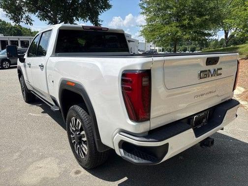 White Frost Tricoat 2024 GMC Sierra 2500 Denali Ultimate