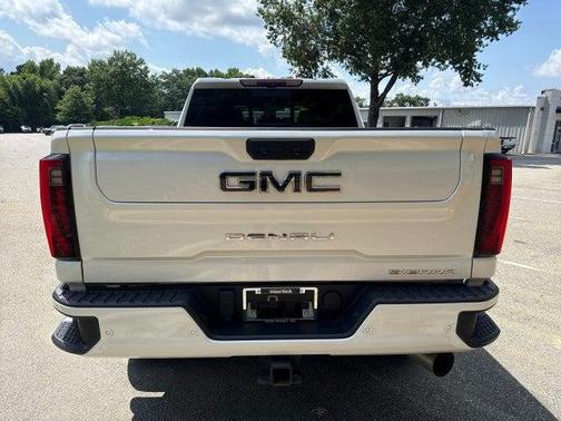 White Frost Tricoat 2024 GMC Sierra 2500 Denali Ultimate