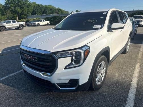 Summit White 2024 GMC Terrain SLE