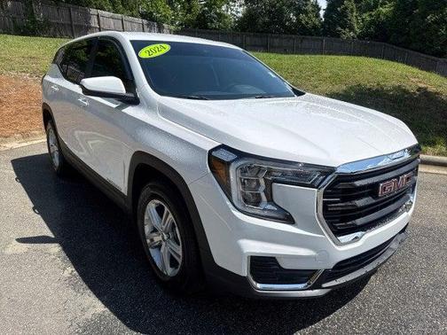 Summit White 2024 GMC Terrain SLE