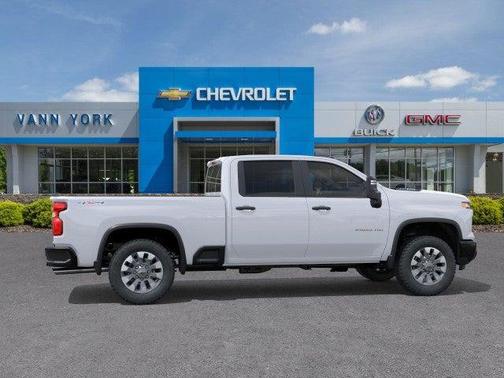 2026 Chevrolet Silverado 2500 Custom