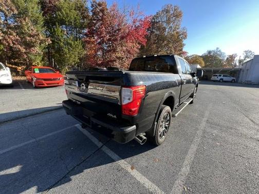 Photo 5 of 31 of 2016 Nissan Titan XD Platinum Reserve