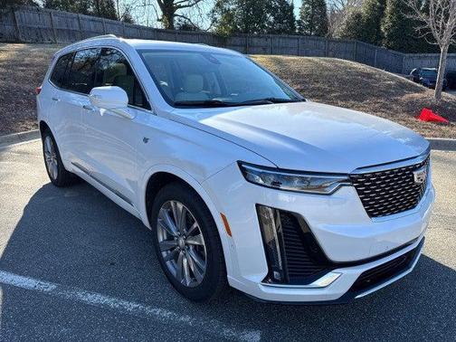 2023 Cadillac XT6 Premium Luxury FWD