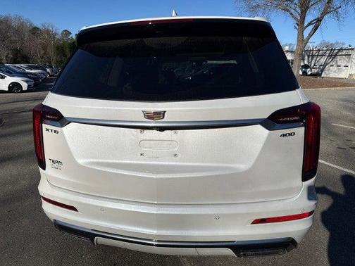 2023 Cadillac XT6 Premium Luxury FWD