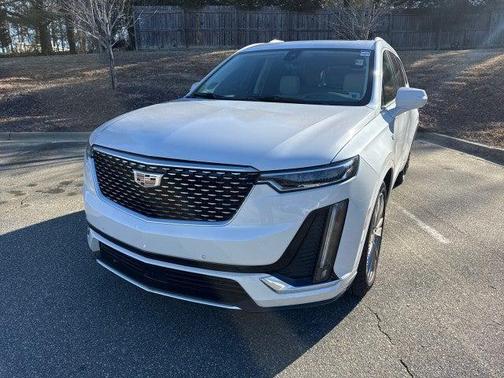 2023 Cadillac XT6 Premium Luxury FWD