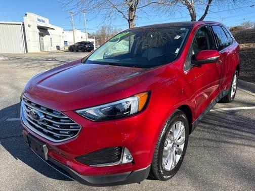 2022 Ford Edge Titanium