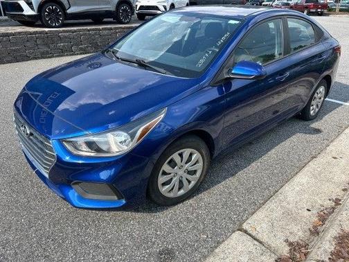 2020 Hyundai Accent SE