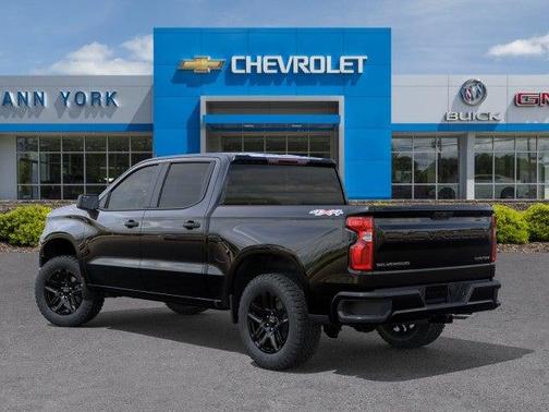 Black 2026 Chevrolet Silverado 1500 Custom