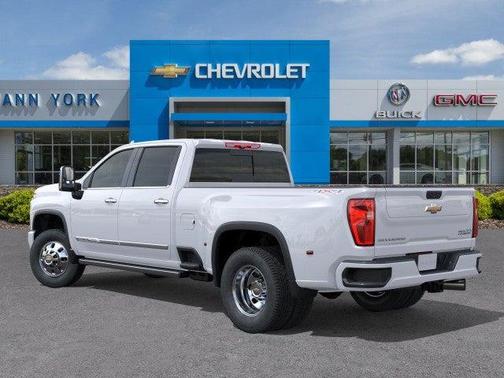 2026 Chevrolet Silverado 3500 High Country
