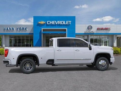 2026 Chevrolet Silverado 3500 High Country