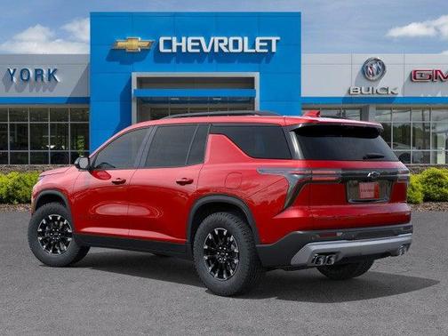 Radiant Red Tintcoat 2026 Chevrolet Traverse AWD Z71