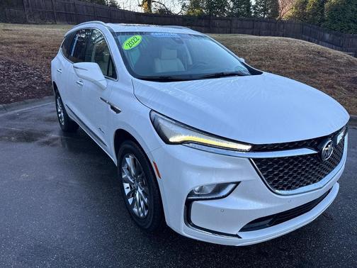 2022 Buick Enclave FWD Avenir