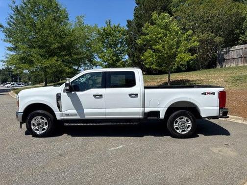 Oxford White 2026 Ford F-250 XL