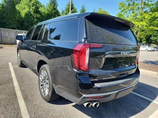 Onyx Black 2023 GMC Yukon XL Denali Ultimate