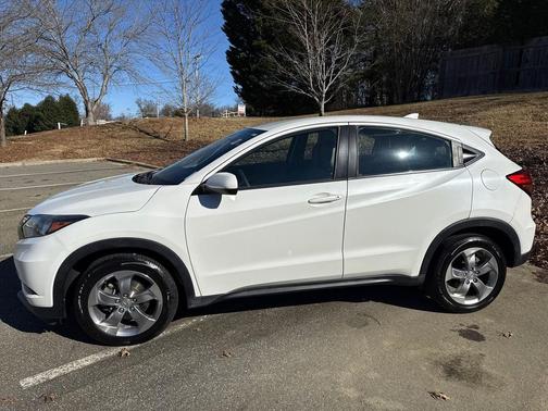 2018 Honda HR-V LX