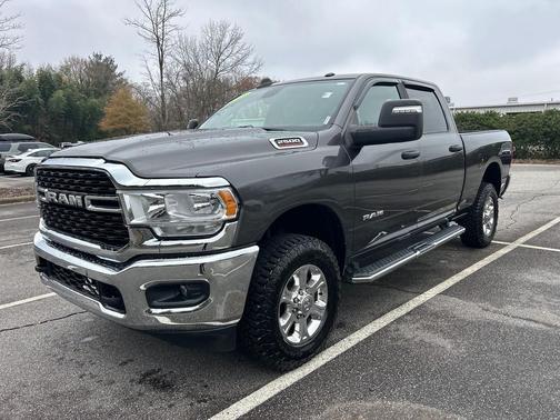 2023 RAM 2500 Big Horn Crew Cab 4x4 6'4' Box