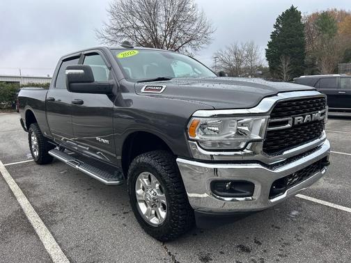 2023 RAM 2500 Big Horn Crew Cab 4x4 6'4' Box