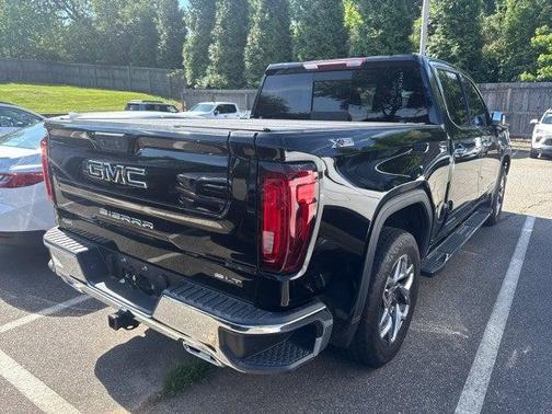 Onyx Black 2023 GMC Sierra 1500 SLT