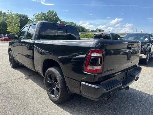 Diamond Black Crystal Pearlcoat 2022 RAM 1500 Big Horn/Lone Star