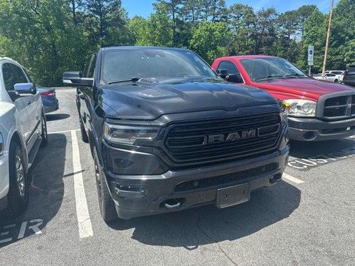 Diamond Black Crystal Pearlcoat 2020 RAM 1500 Limited