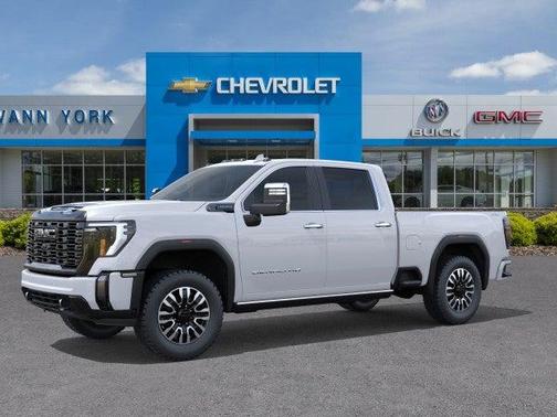 Glacier White Tricoat 2026 GMC Sierra 2500 Denali Ultimate