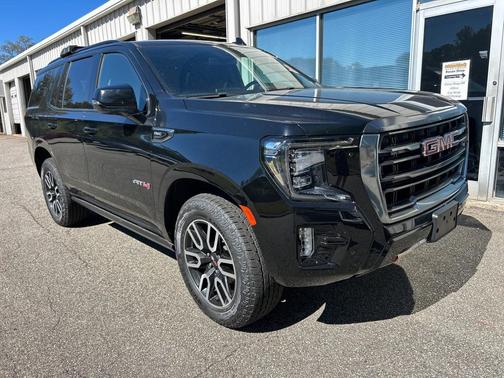 2023 GMC Yukon 4WD AT4